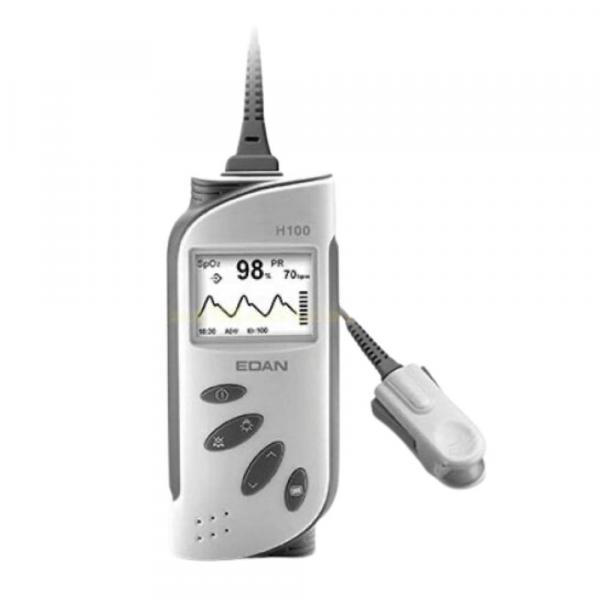 L'Oxymètre de pouls EDAN H100B ou saturometre est un appareil destiné à la surveillance ponctuelle ou continue de la fréquence cardiaque et de la saturation artérielle permettant une mesure de la SpO2 et du rythme cardiaque.